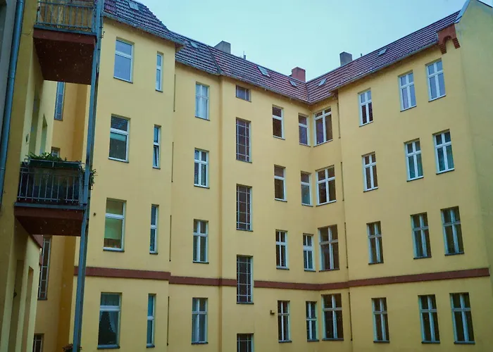 Hotel Pension Bernstein Am Kurfuerstendamm Berlino